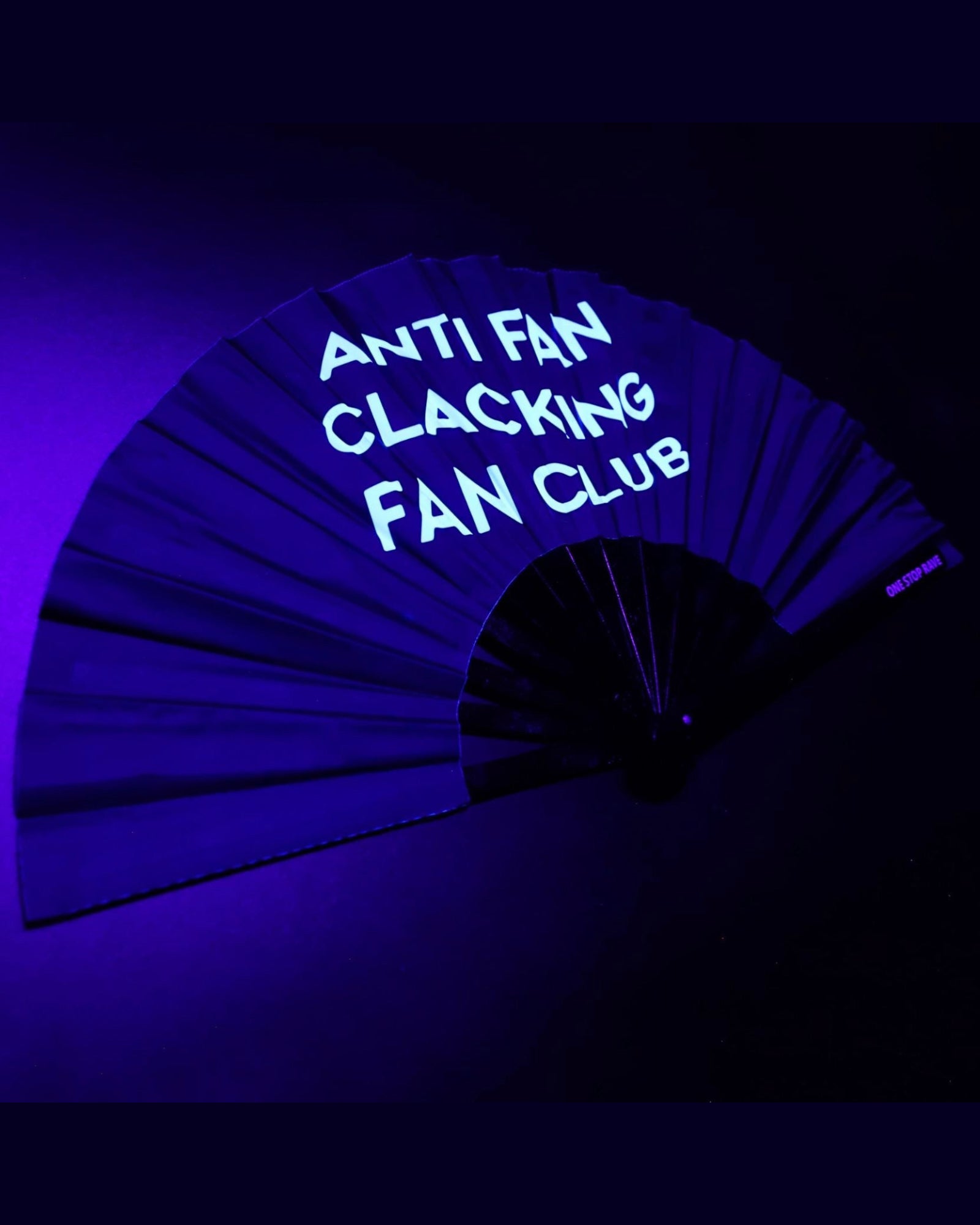 Anti Fan Clacking Fan Club hand fan UV glow detail