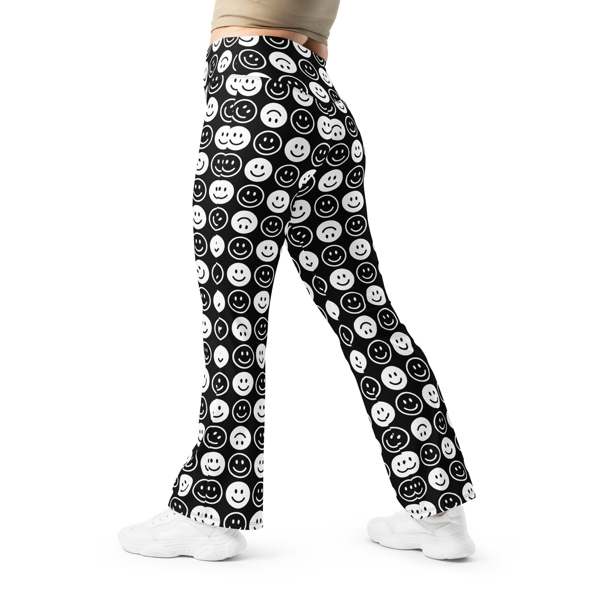 All Smiles Flare Leggings