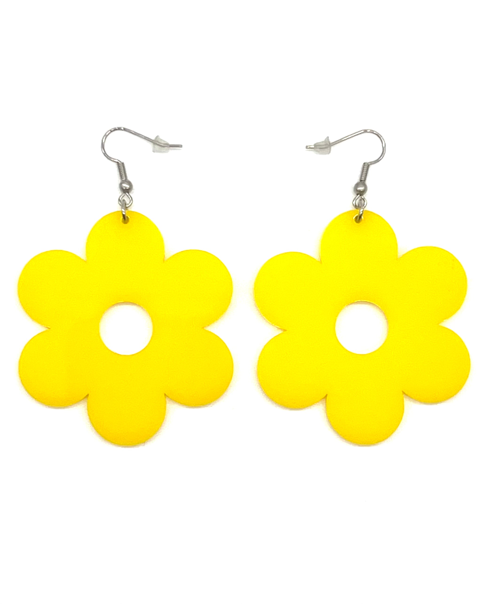 Acrylic Daisy Earrings in Yellow